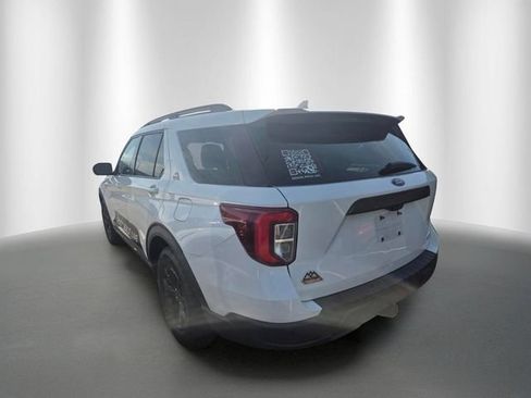 Used 2022 Ford Explorer Timberline AWD/4WD image 2