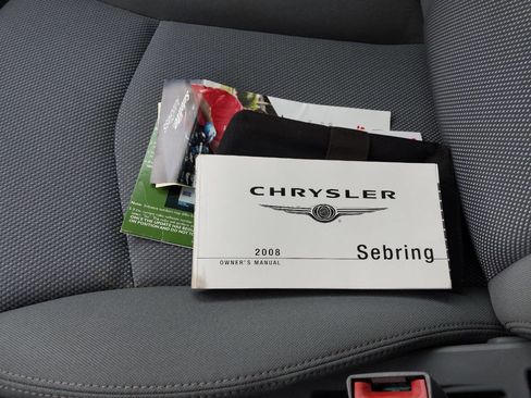 Used 2008 Chrysler Sebring Touring image 11
