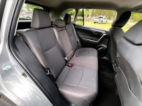 Used 2023 Toyota RAV4 LE AWD/4WD image 20