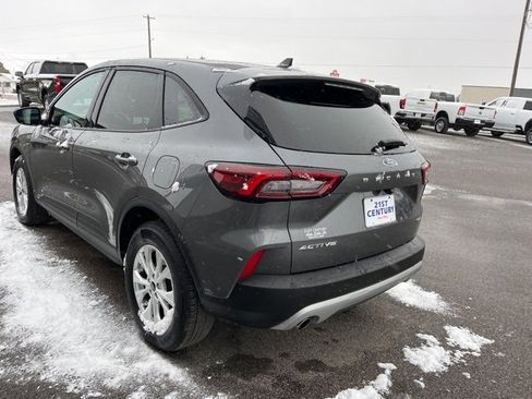 Used 2025 Ford Escape Active image 8
