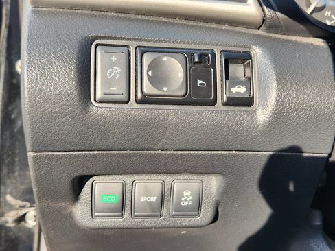 Used 2016 Nissan Sentra SV image 21