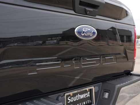 Used 2020 Ford F150 XLT image 18