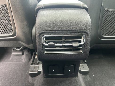 Used 2023 Lincoln Corsair AWD w/ Equipment Group 101A image 14