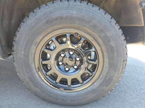 Used 2024 GMC Sierra 1500 AT4X w/ AT4X AEV Edition AWD/4WD image 11