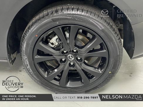 Certified 2025 MAZDA CX-30 AWD 2.5 S w/ Preferred Package image 12