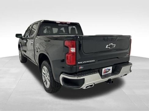 New 2026 Chevrolet Silverado 1500 LTZ w/ LTZ Premium Package AWD/4WD image 18