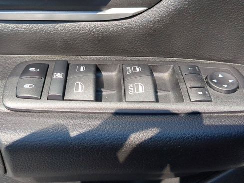 Used 2023 RAM 1500 Big Horn AWD/4WD image 12