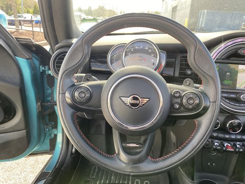 Used 2020 MINI Cooper S image 9