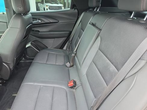 Used 2021 Chevrolet TrailBlazer RS w/ Sun and Liftgate Package FWD image 13
