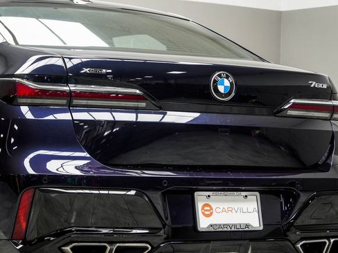 Used 2023 BMW 760i xDrive w/ Parking Assistance Package AWD/4WD image 15