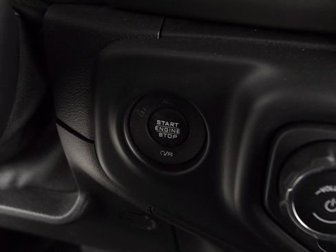 Used 2018 Jeep Wrangler Unlimited Sport S image 21