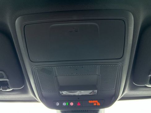 Used 2025 Chevrolet Equinox LT w/ Convenience Package II AWD/4WD image 46