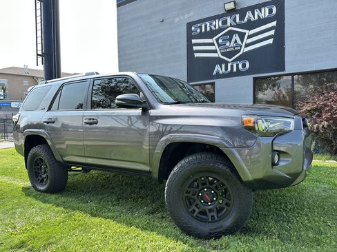 Used 2020 Toyota 4Runner SR5 Premium w/ Moonroof Package image 1