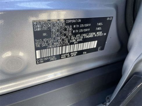 Used 2023 Toyota RAV4 XSE w/ Weather Package image 8