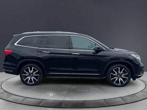 Used 2019 Honda Pilot Touring image 6