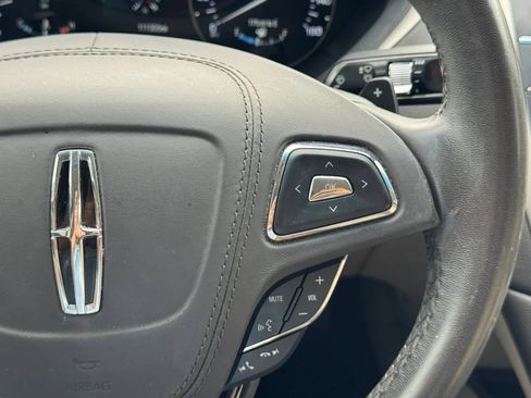 Used 2018 Lincoln MKZ Reserve w/ Technology Package FWD image 21