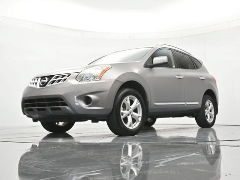 Used 2011 Nissan Rogue SV FWD image 36