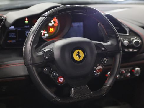 Used 2016 Ferrari 488 GTB RWD image 28