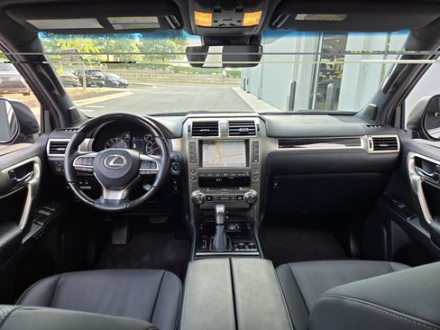 Used 2021 Lexus GX 460 Premium w/ Premium Package AWD/4WD image 27