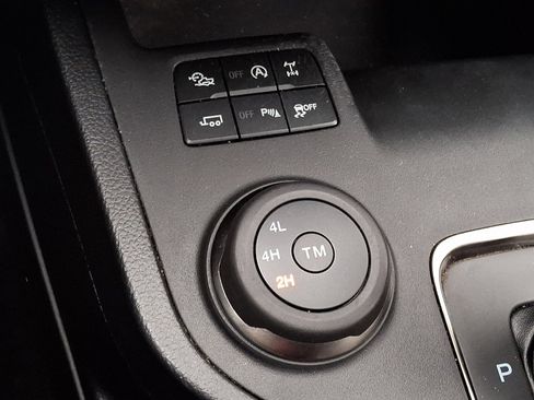 Certified 2019 Ford Ranger Lariat w/ Equipment Group 501A Mid image 24