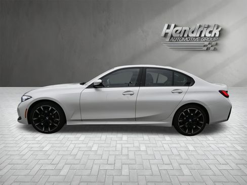 Used 2026 BMW 330i xDrive Sedan w/ M Sport Package AWD/4WD image 9