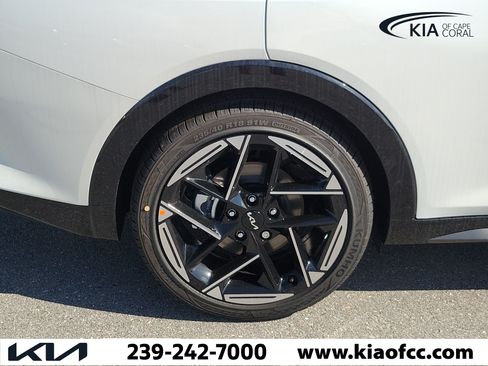 New 2026 Kia K4 EX FWD image 9