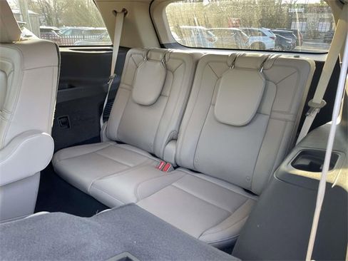 Used 2023 Lincoln Aviator Reserve w/ Equipment Group 201A image 13