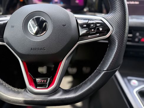 Used 2022 Volkswagen GTI Autobahn FWD image 27