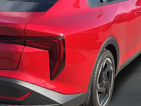 New 2025 Kia K4 EX image 9