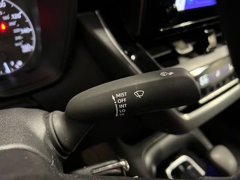 Used 2024 Toyota Corolla LE image 32