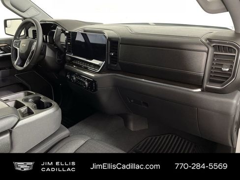 Used 2023 Chevrolet Silverado 1500 LT image 28