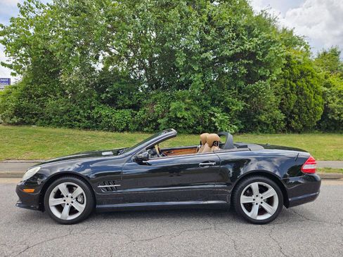 Used 2011 Mercedes-Benz SL 550 image 13