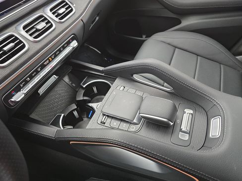 Used 2025 Mercedes-Benz GLS 450 GLS 450 image 26