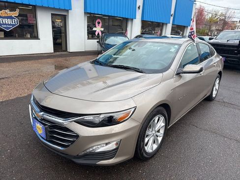 Certified 2024 Chevrolet Malibu LT image 2