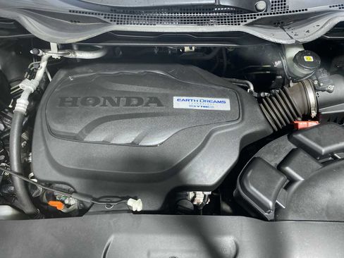 Used 2018 Honda Odyssey LX image 9