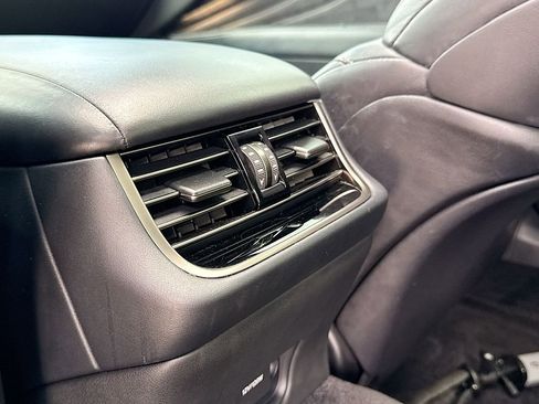 Used 2022 Lexus LS 500 w/ Interior Upgrade Package image 33