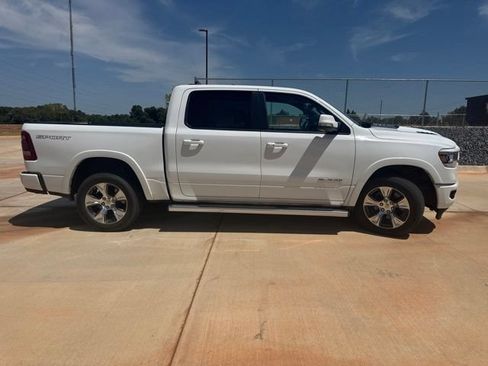 Used 2021 RAM 1500 Laramie AWD/4WD image 4