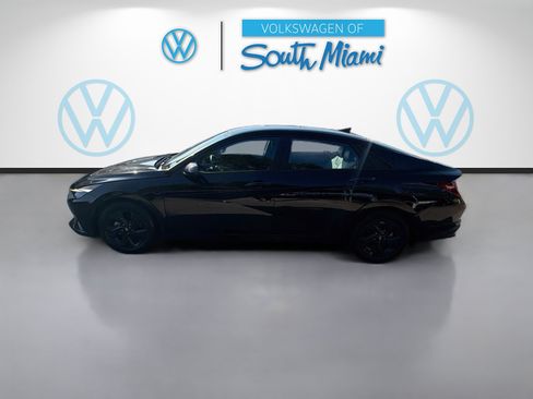 Used 2023 Hyundai Elantra SEL FWD image 4
