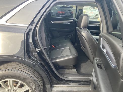 Used 2018 Cadillac XT5 Luxury image 23