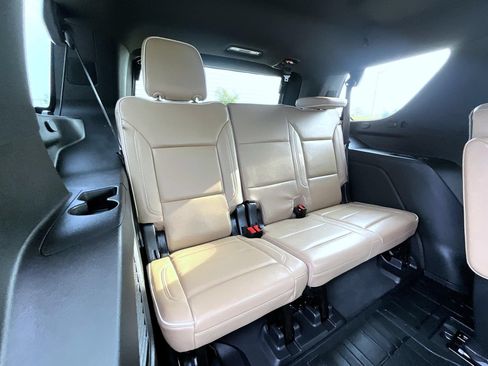 Used 2022 Chevrolet Tahoe Premier AWD/4WD image 20