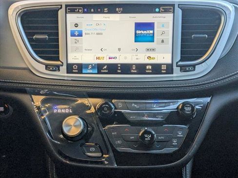 New 2026 Chrysler Pacifica Limited w/ S Appearance Package image 14