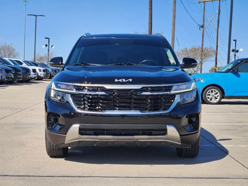 Certified 2025 Kia Seltos EX w/ EX Sunroof Package image 11