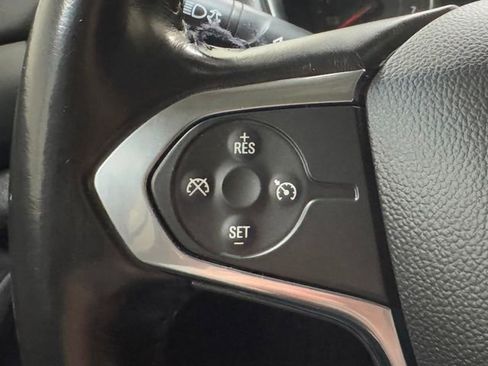 Used 2018 Chevrolet Traverse LT AWD/4WD image 18