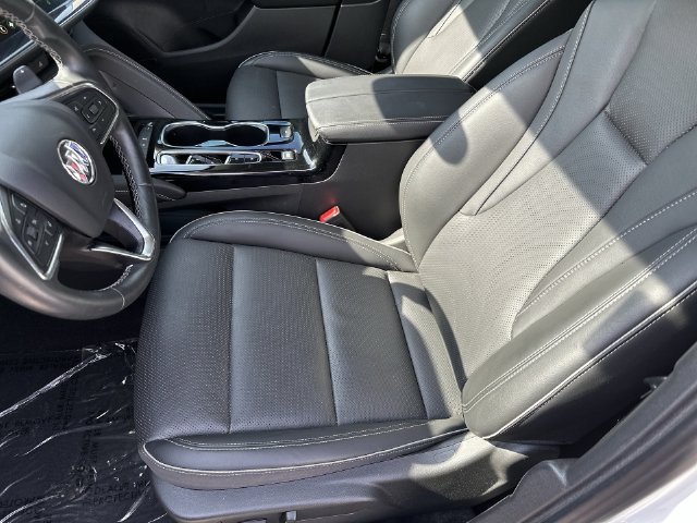 Certified 2023 Buick Envision Essence FWD image 16