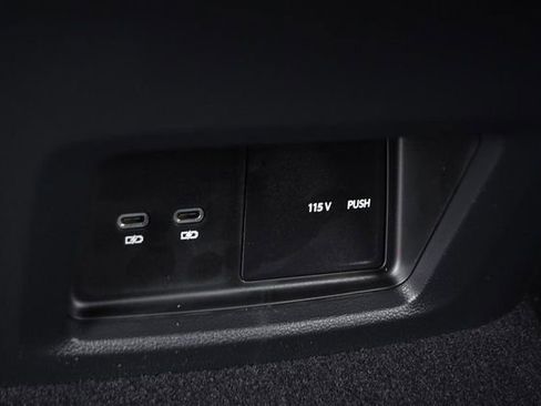 New 2026 Volkswagen Atlas Cross Sport SE image 24