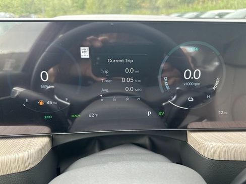 New 2025 Hyundai Sonata Limited image 15