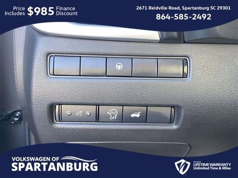 Used 2024 Nissan Rogue SL image 30