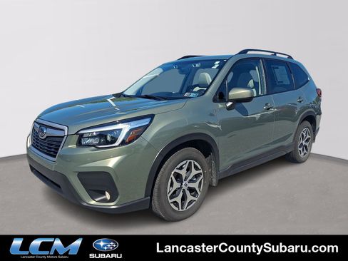 Used 2021 Subaru Forester Premium AWD/4WD image 1