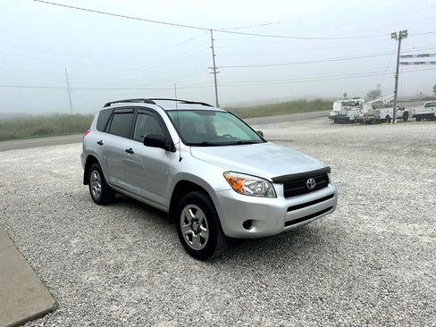Used 2008 Toyota RAV4 4WD image 4