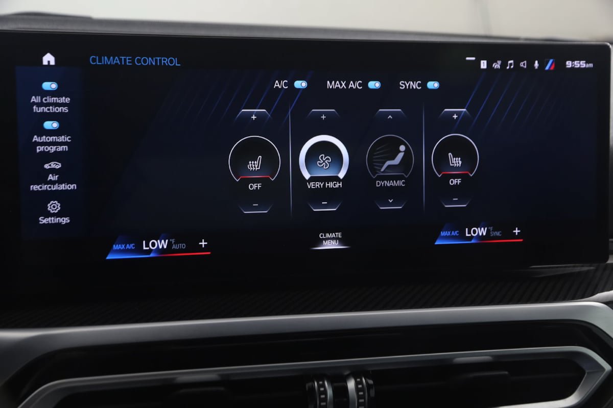 Used 2024 BMW M2 w/ Lighting Package RWD image 42